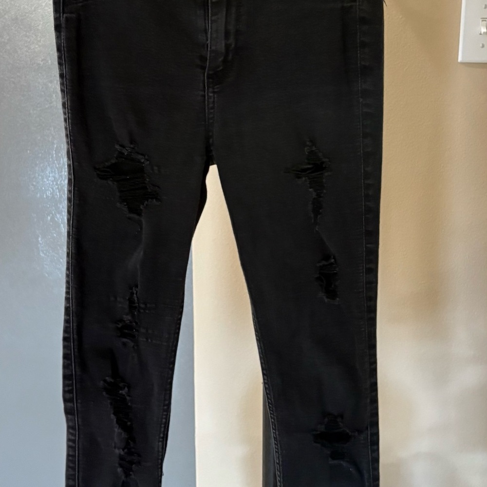 Hollister Black Distressed Jeggings